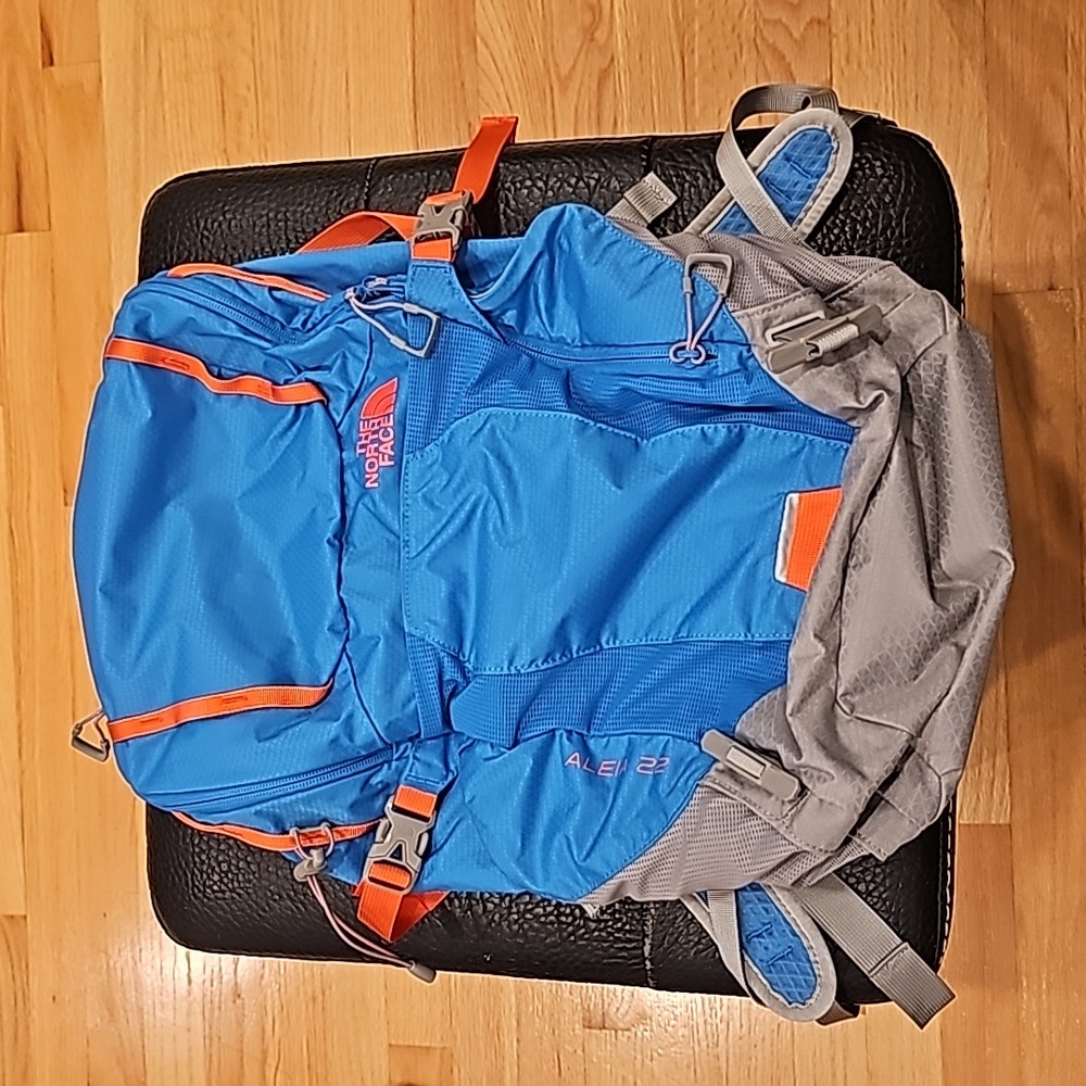 Women's North Face Hiking Backpack